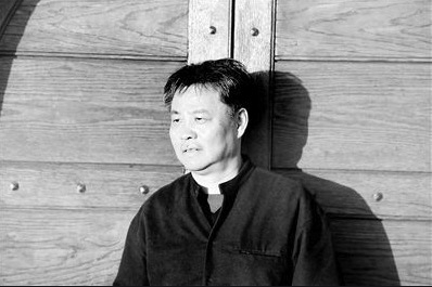 《活着》作者：余华.txt